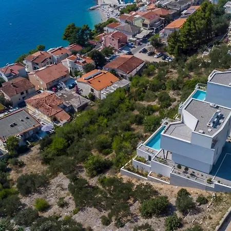 Perfect For Privacy With Views Vila *