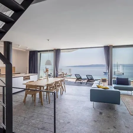Perfect For Privacy With Views Vila