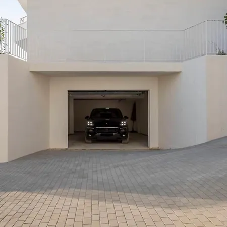 Perfect For Privacy With Views Brela