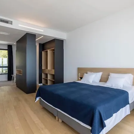 Perfect For Privacy With Views Vila *