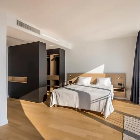 Perfect For Privacy With Views