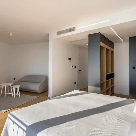 Perfect For Privacy With Views * Brela